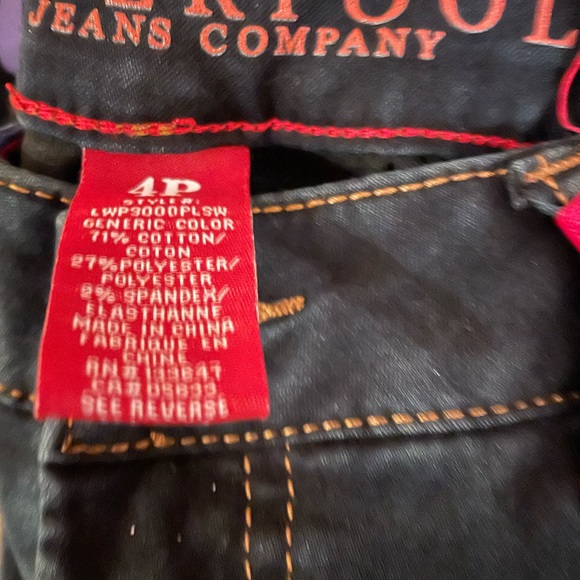 Women’s Liverpool jeans. NWT. Size 4P. - Picture 3 of 3